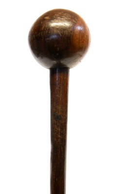 Lot 216 - African hardwood Zulu knobkerrie.