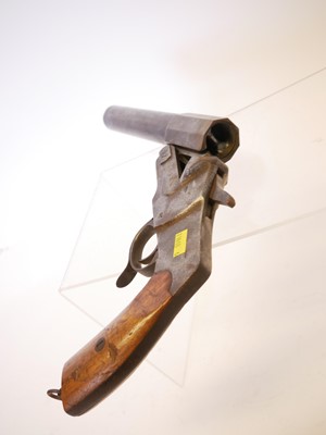 Lot 65 - German WWI flare pistol serial 16552, 9inch...