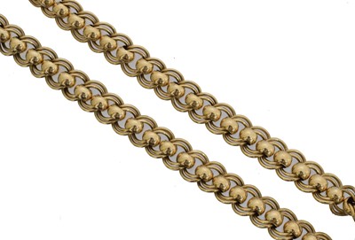 Lot 32 - A 9ct gold chain necklace.