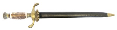 Lot 129 - Whitby Soligen hunting dagger, the double...