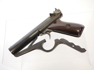 Lot 75 - Abas Major .177 air pistol manufactured by A.A....