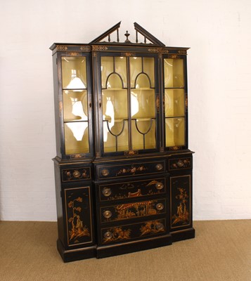 Lot 161 - An Early-Mid 20th Century Black Lacquered 'Chinoiserie' Secretaire Bookcase in the Georgian Style