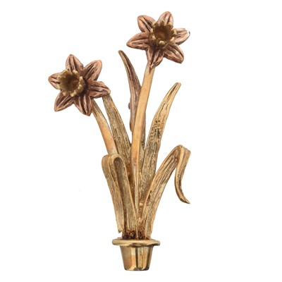 Lot 12 - A 9ct gold 'Daffodil' brooch by Clogau.