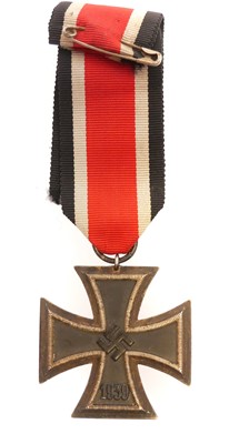 Lot 183 - German WWII Third Reich Iron Cross, the...
