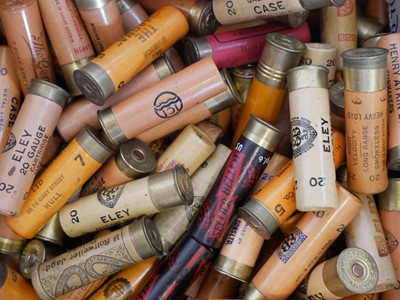 Lot 650 - One hundred mixed 20 bore shotgun cartridges,...
