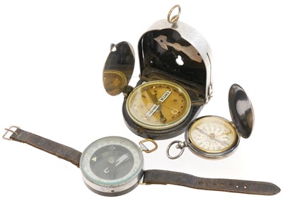 Lot 172 - Bezard - Kompass, also a Russian pilot's wrist...