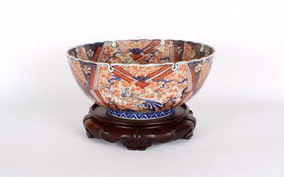 Lot 33 - A Large Japanese Meiji Period Imari Centrepiece Bowl