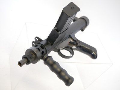 Lot 66 - Deactivated Sterling Mk7 9mm submachine pistol,...