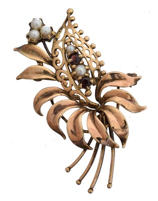 Lot 7 - A gem-set spray brooch by Solargem