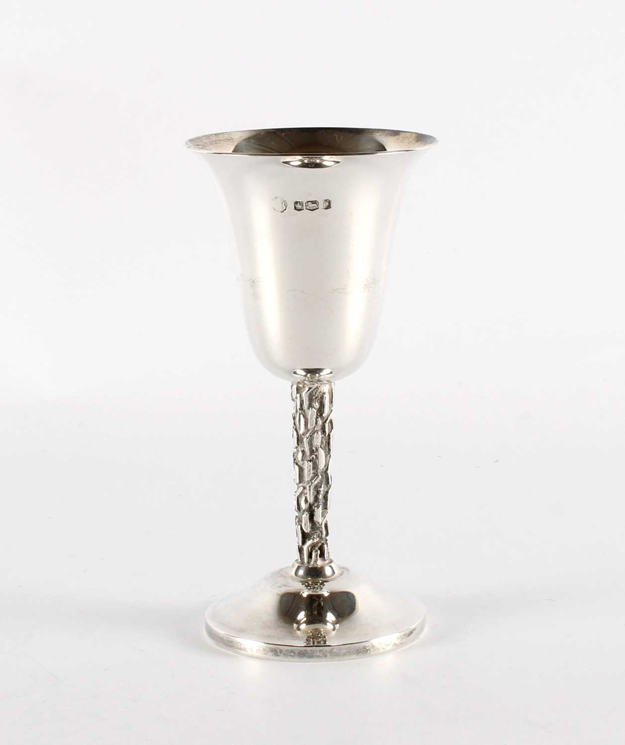 Lot 142 - Pinder Brothers