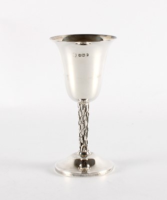 Lot 142 - Pinder Brothers