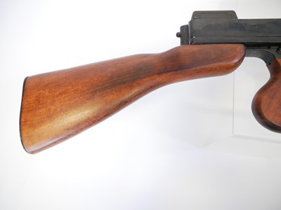 Lot 104 - Denix replica Thompson 1928 sub-machine gun....