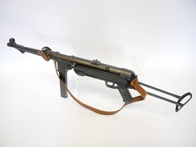 Lot 103 - Denix replica German Schmeisser MP40 9mm...