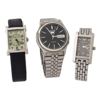 Lot 155 - A collection of three gents watches