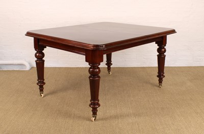 Lot 245 - A Victorian Mahogany Extending Dining Table