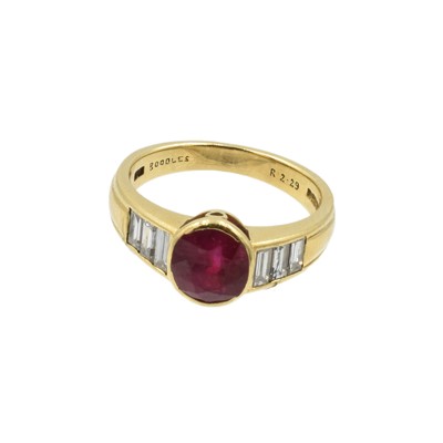 Lot 97 - A round cut 2.29ct ruby and diamond ring by Boodles & Dunthorne