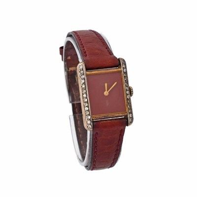 Lot 153 - A ladies coral Cartier tank watch