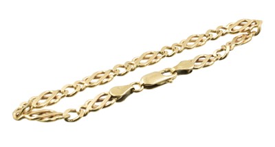 Lot 2 - A 9ct gold interlocking Celtic link chain