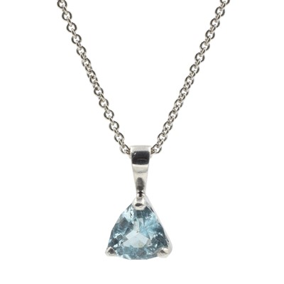 Lot 211 - An 18ct white gold aquamarine pendant by David M. Robinson