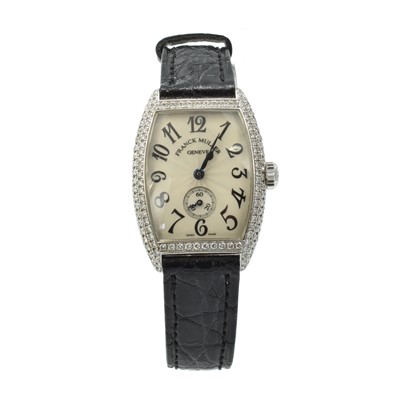 Lot 243 - A Franck Muller Cintree Curvex ladies wristwatch, set in 18ct gold