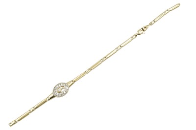Lot 221 - A broken 9ct and cubic zirconia chain