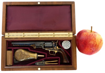 Lot 78 - Cased Uberti miniature 1851 Navy, serial...
