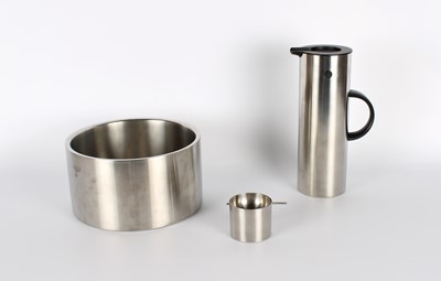 Lot 140 - Large Stainless Steel Salad/Serving Bowl by Carina Seth-Andersson (Swedish 1965-) for Hackman, Finland