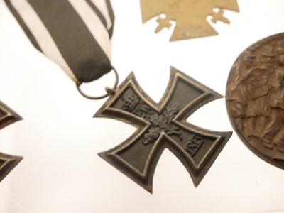 Lot 27 - Two German WWI Iron Crosses and a 1914-1918...