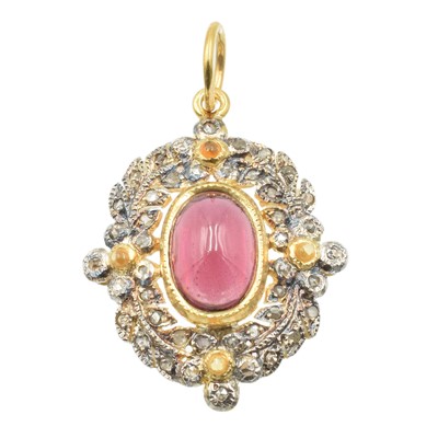 Lot 186 - A Gem-Set Silver-Gilt Pendant
