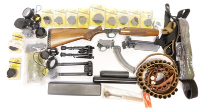 Lot 733 - Collection of shooting accessories, to include...
