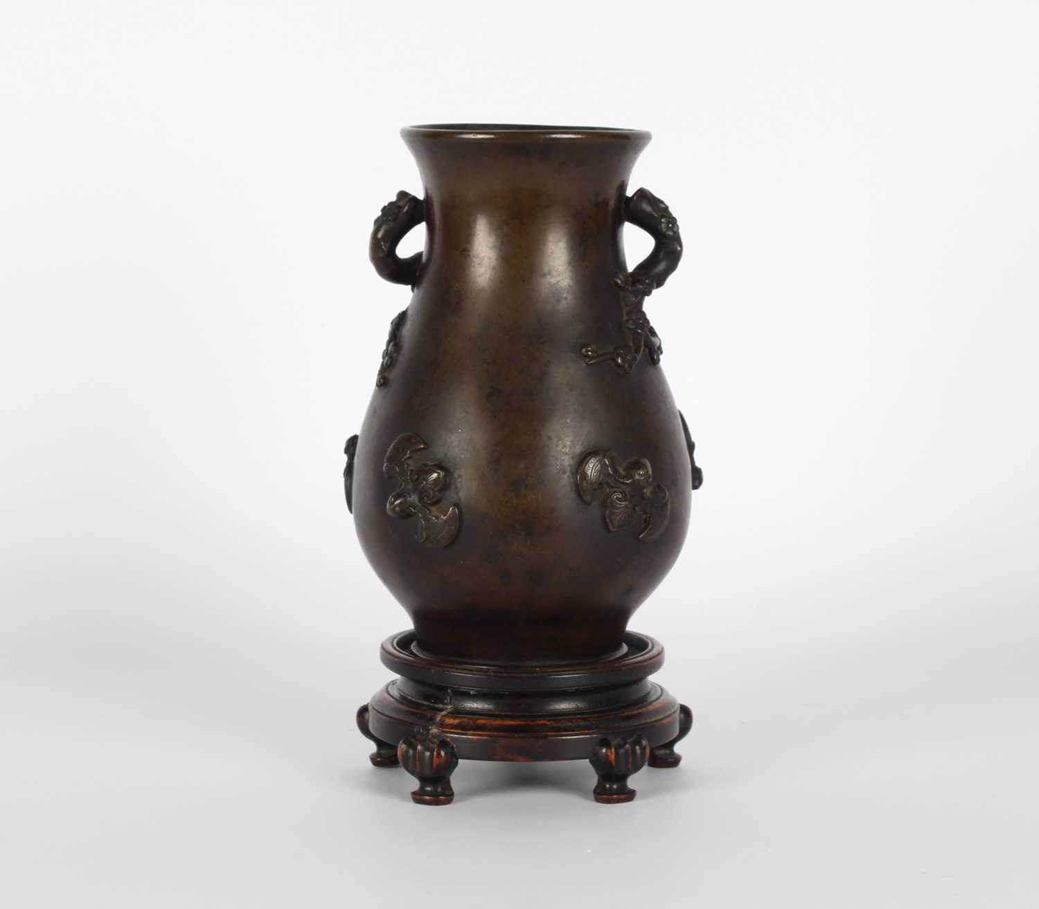 Lot 87 - A Chinese Qing Dynasty Bronze 'Five Bats (五隻蝙蝠)' Vase