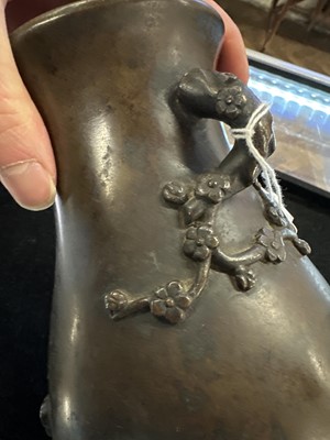 Lot 87 - A Chinese Qing Dynasty Bronze 'Five Bats (五隻蝙蝠)' Vase