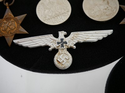 Lot 12 - German WWII Third Reich cap badge, moulded...