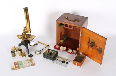Lot 292 - A Cased Late 19th/Early 20th Century Field Monocular Microscope with Accessories