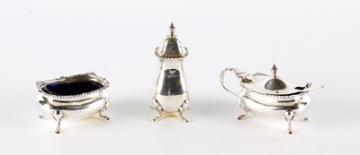 Lot 38 - A George V Silver Cruet Set in the Georgian Taste