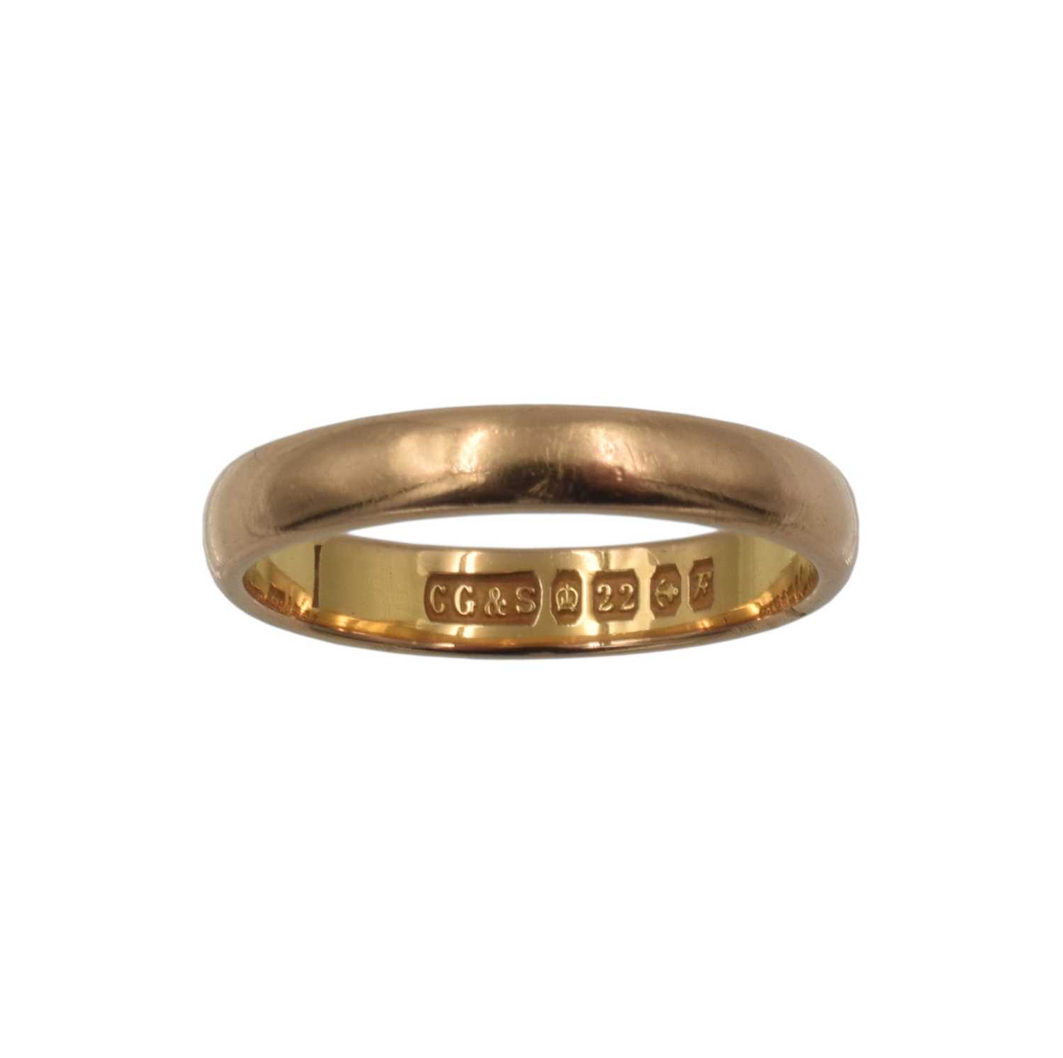 Lot 314 - A 22ct plain gold band