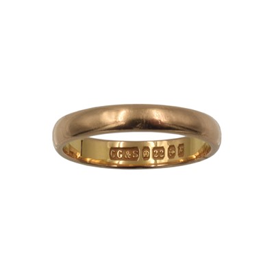 Lot 314 - A 22ct plain gold band