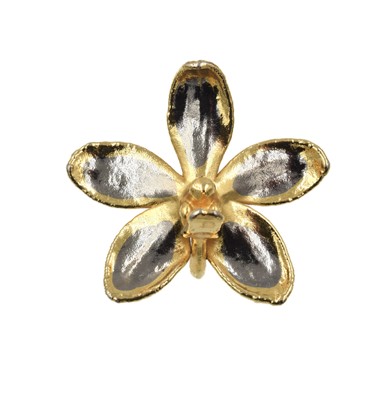 Lot 204 - A Risis of Singapore Black Orchid brooch/pendant