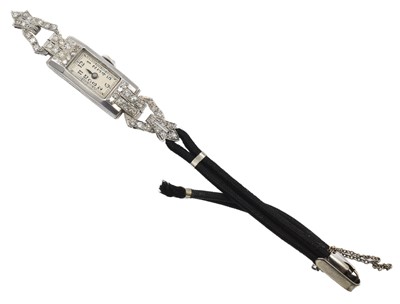 Lot 151 - An Art Deco diamond cocktail watch, circa 1920's