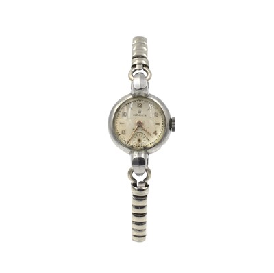Lot 48 - A 1940's ladies' Rolex precision watch
