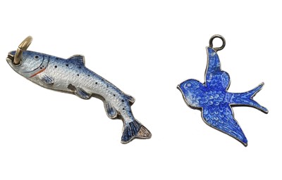 Lot 137A - A silver fish and swallow charm