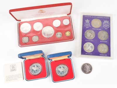 Lot 11 - A Commonwealth of Bahamas proof coin set and others (5).