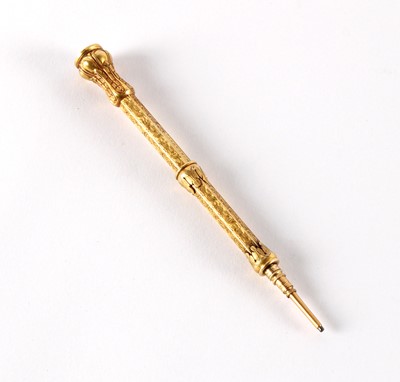 Lot 94 - A Fine Victorian Yellow Metal Pencil by Sampson Mordan & Co.