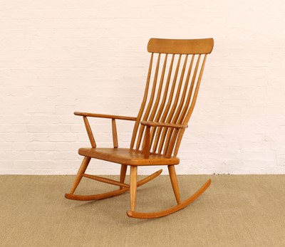 Lot 214 - Jim Norris (Guild Mark of the Worshipful Company of Furniture Makers), Yorkshire
