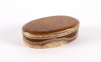 Lot 64 - A Large 19th Century Gilt Metal and Carved Agate Snuff Box