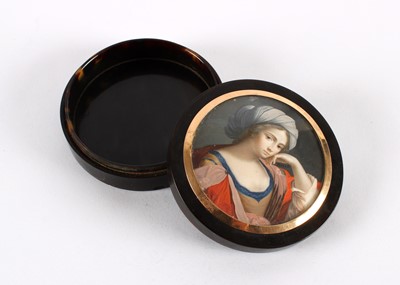 Lot 84 - An Attractive 18th/19th Century 'Grand Tour' Tortoiseshell and Portrait Snuff Box