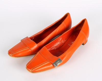 Lot A pair of Prada shoes