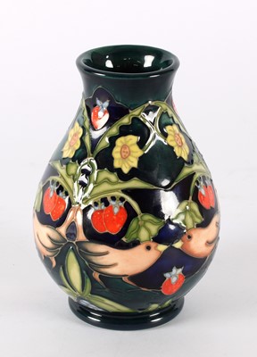 Lot 113 - "Strawberry Thief" Vase by Moorcroft