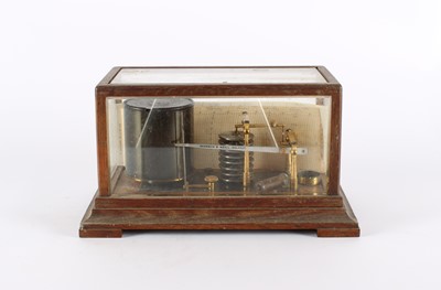 Lot 175 - A Late 19th/Early 20th Century Barograph