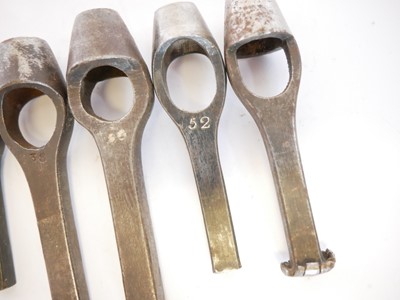 Lot 699 - Eighteen wad punches, six of which have...